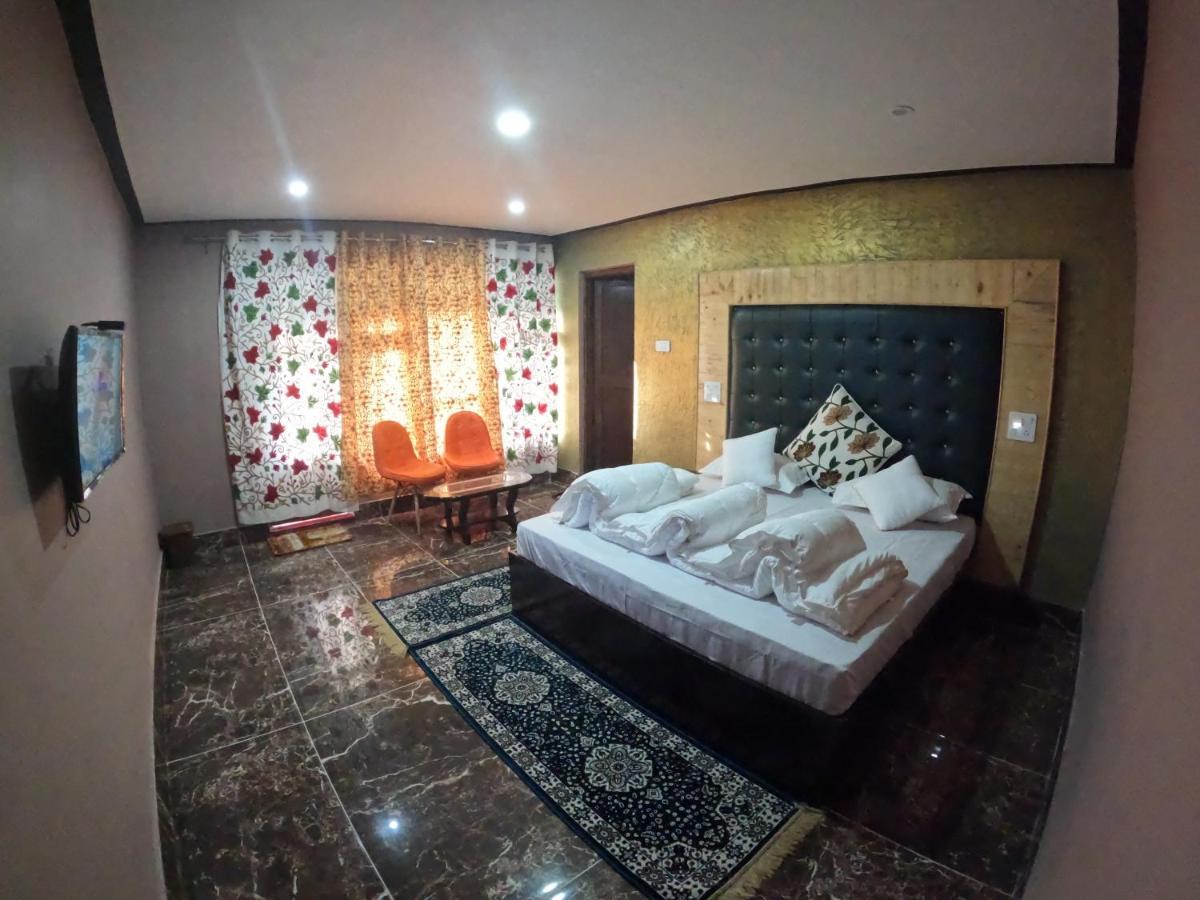 Hotel Seven Pahalgam Ngoại thất bức ảnh